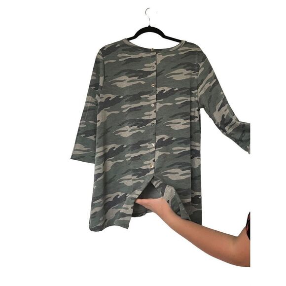 Coin 1804 Camo 3/4 Sleeve Top - Picture 2 of 8